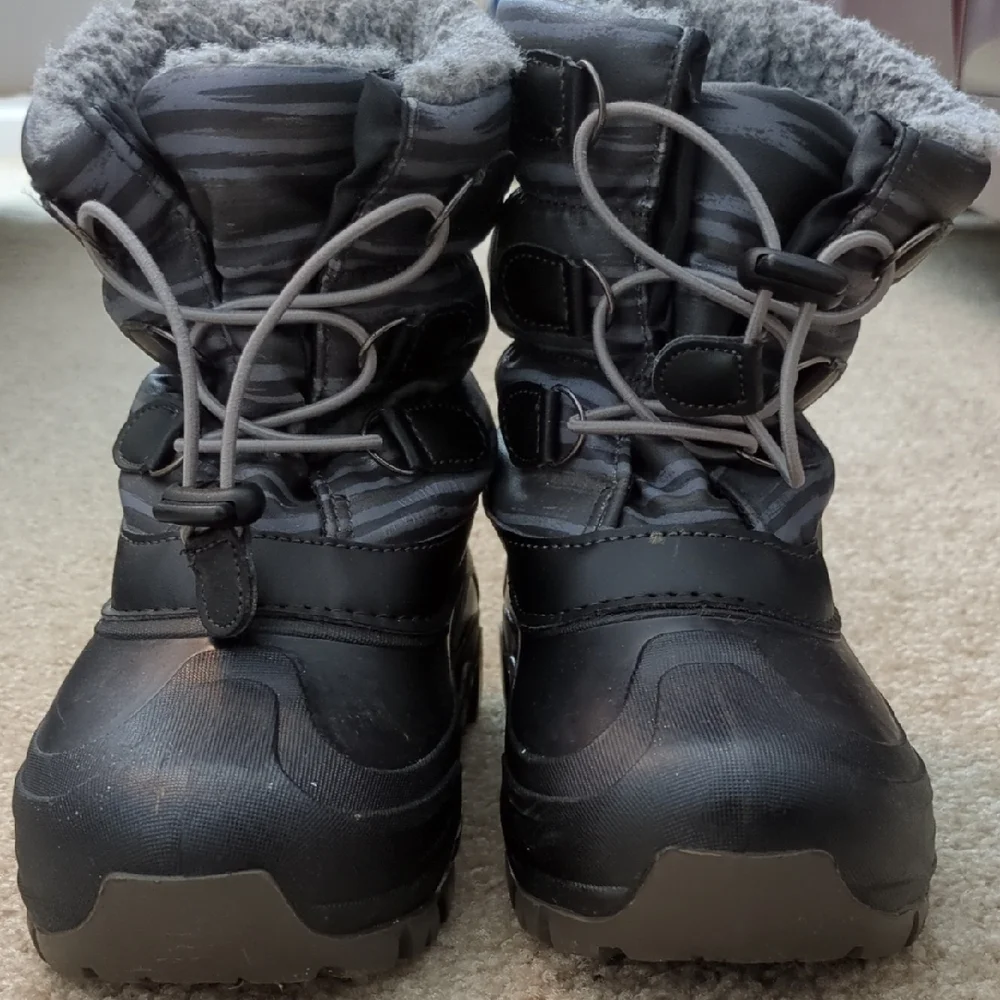 Cozy Black and Gray Kids' Snow Boots